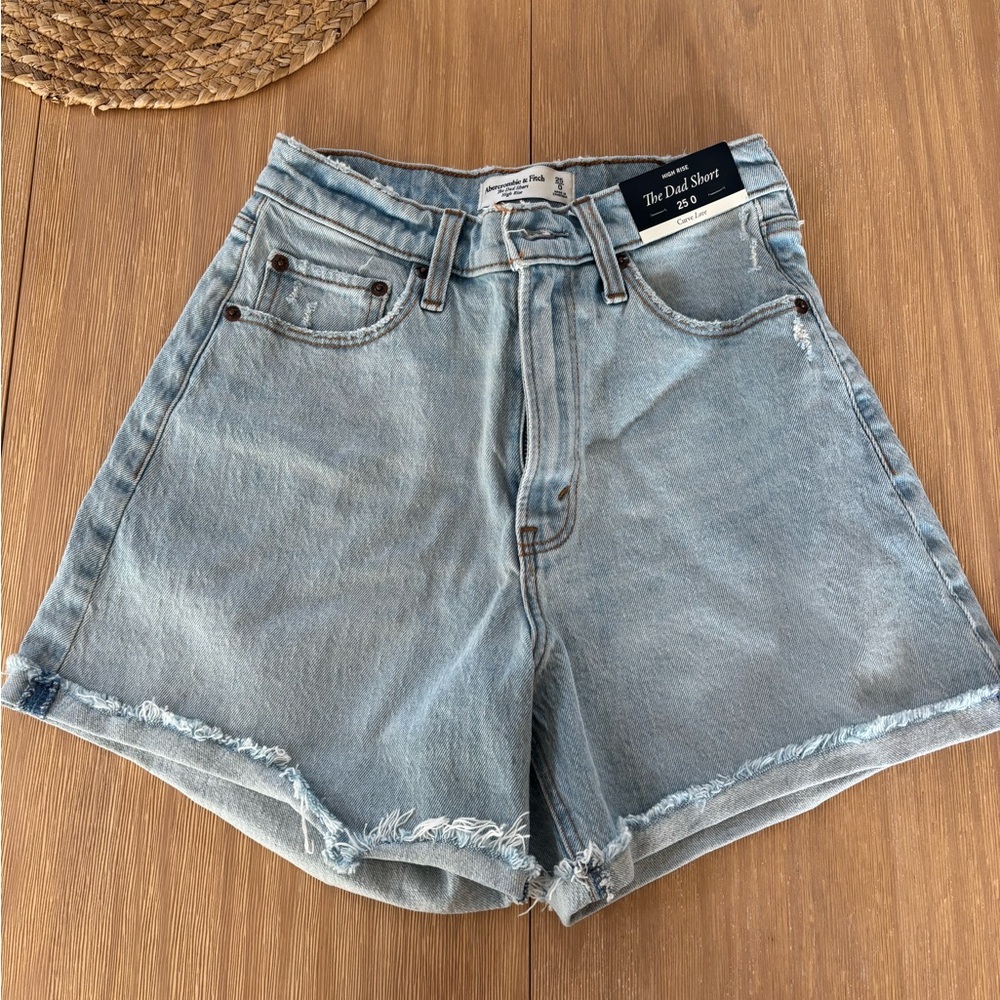 Abercrombie Dad Women's Light Blue Denim Shorts.